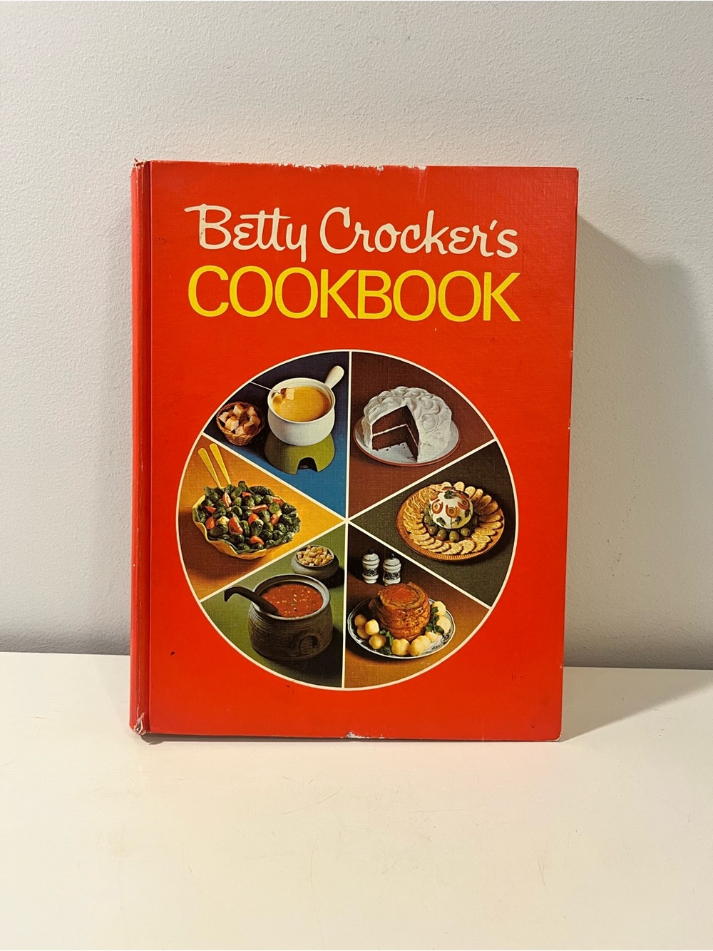 1972 Vintage Betty Crocker’s Cookbook Hardcover 12th Printing